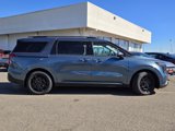 New 2025 Kia Carnival SX w/ SX Dark Edition Package image 4