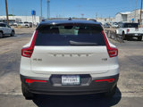 Used 2022 Volvo XC40 T5 R-Design image 4