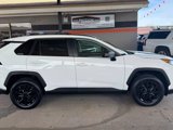 Used 2021 Toyota RAV4 LE image 5