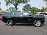 New 2025 Chevrolet Suburban Premier image 2