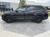 New 2025 Volkswagen Atlas SE image 2