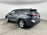 Used 2024 Toyota Highlander LE image 5