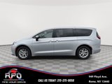Used 2023 Chrysler Voyager LX image 2