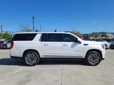 Used 2023 GMC Yukon XL Denali Ultimate image 2