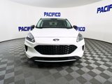 Certified 2022 Ford Escape SE image 2