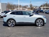 New 2025 Volkswagen ID.4 Pro S Plus image 2