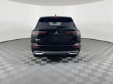 New 2025 Mitsubishi Outlander SE image 4