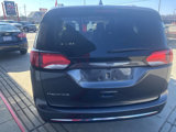 Used 2017 Chrysler Pacifica Touring-L image 6