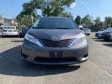 Used 2015 Toyota Sienna LE image 2