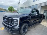 New 2025 Ford F350 4x4 Crew Cab Super Duty image 2