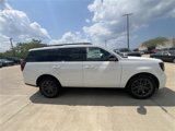 New 2025 Ford Expedition Platinum w/ Stealth Performance Package image 4