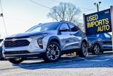 Used 2025 Chevrolet Trax LT w/ Driver Confidence Package image 2