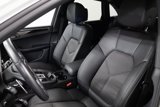 Certified 2025 Porsche Macan image 5