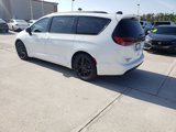 New 2025 Chrysler Pacifica Limited image 3