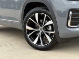 New 2025 Volkswagen Atlas SEL Premium R-Line image 2