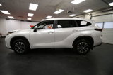 Certified 2024 Toyota Highlander XLE image 4