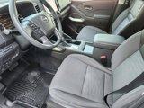 Used 2024 Nissan Frontier SV image 4