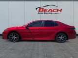 Used 2021 Toyota Camry SE w/ Convenience Package image 3