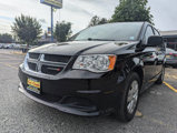 Used 2018 Dodge Grand Caravan SE w/ UConnect Hands-Free Group image 2
