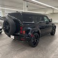 Used 2023 Land Rover Defender 110 X-Dynamic SE image 4