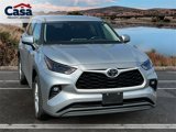 Used 2024 Toyota Highlander LE image 3