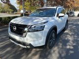 New 2025 Nissan Pathfinder SL w/ SL Premium Package image 3