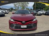Used 2018 Toyota Camry XLE image 2