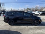 New 2025 Chrysler Pacifica Limited image 5