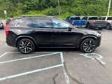 Used 2018 Volvo XC90 T6 Momentum w/ Convenience Package image 2