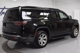 Used 2022 Jeep Wagoneer Series II image 2
