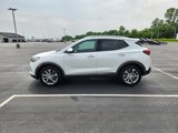 Used 2023 Buick Encore GX Essence w/ Experience Buick Package image 4