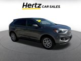 Used 2024 Ford Edge SEL image 2