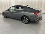 Used 2025 Hyundai Elantra Sport image 3