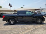 Used 2024 Nissan Titan SV w/ SV Convenience Package image 2
