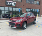 Used 2021 Chevrolet Trax LT w/ LT Convenience Package image 2