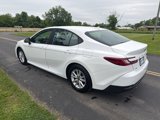 Used 2025 Toyota Camry LE image 5