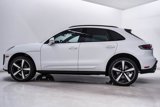 New 2026 Porsche Macan image 2