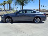 New 2025 Lexus ES 300h w/ Luxury Package image 2