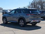 New 2025 Nissan Pathfinder Platinum image 5