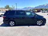 Used 2019 Toyota Sienna LE image 2