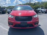 New 2026 Chrysler Pacifica Limited image 2