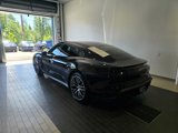 Used 2023 Porsche Taycan image 3
