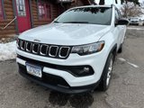 Used 2024 Jeep Compass Latitude image 2