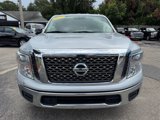 Used 2018 Nissan Titan SV image 2