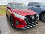Used 2023 Nissan Kicks SV image 2