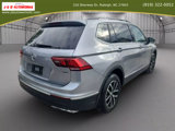 Used 2021 Volkswagen Tiguan SE image 5