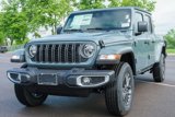 New 2025 Jeep Gladiator Sport image 2