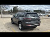 Used 2023 Jeep Grand Cherokee Limited image 4