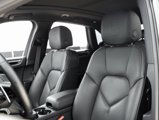 Used 2024 Porsche Macan Turbo image 5