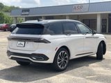 New 2025 Lincoln Nautilus Reserve image 3